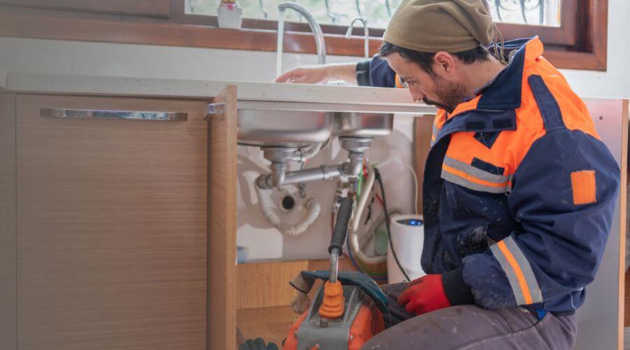 Professional expert plumbing services in Hartshorne, OK